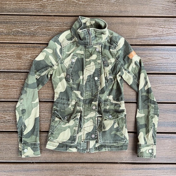 Hollister Jackets & Blazers - Hollister Zip Up Utility Jacket | Green Camouflage Drawstring Waist | XS